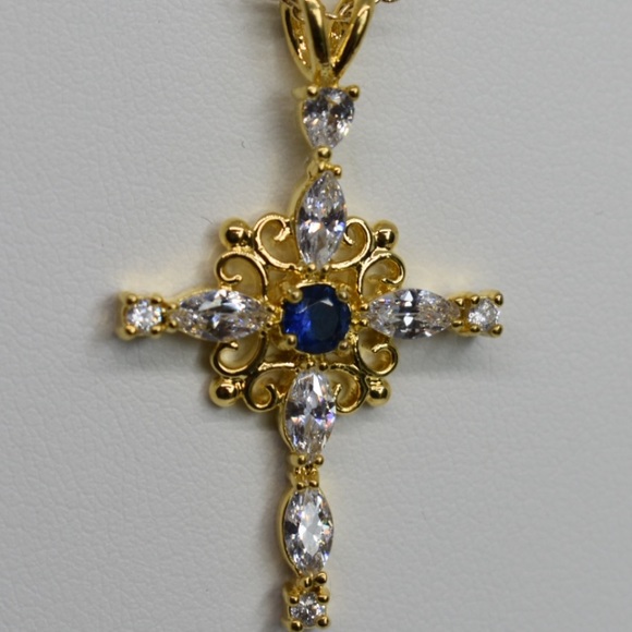 COPY - Gold Filled Cross Necklace! - Picture 7 of 12